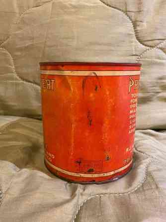 Vintage Prince Albert tupakkapurkki Yloejaervi