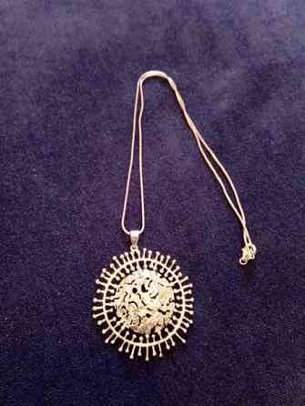 Hopeinen Tapio Wirkkala Täysikuu kaulakoru Espoo