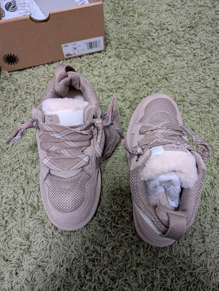 UGG Lowmel sand talvikengät Helsinki – foto 2