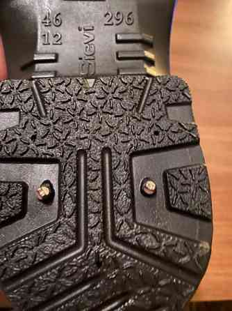 Sievi Spike 3 turvakengät nastamekanismilla Helsinki