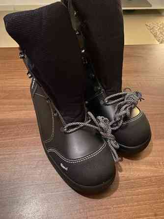 Sievi Spike 3 turvakengät nastamekanismilla Helsinki