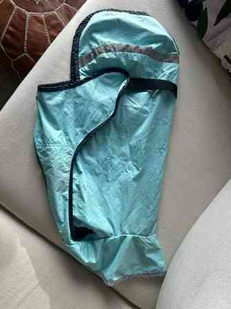 Koiran Pomppa-takki Helsinki