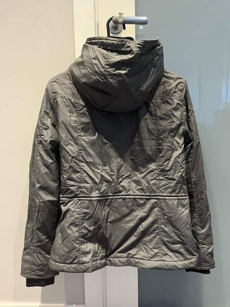 Talvitakki Hyvinkää - valokuva 3