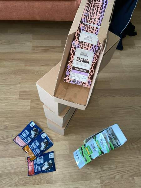 Märkäruokaa pennulle Jyvaeskylae – foto 1