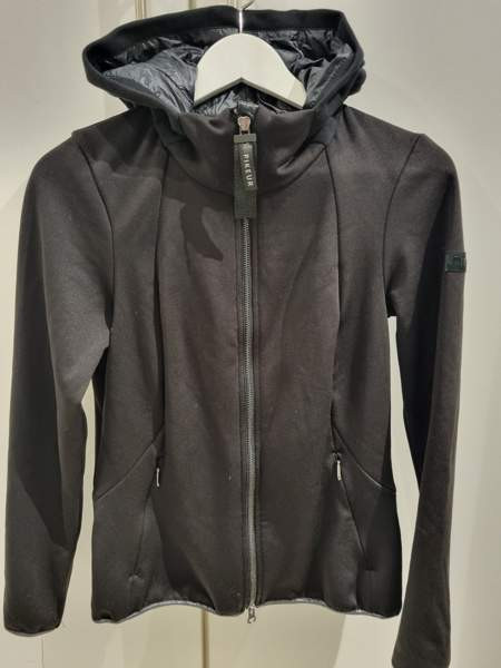 Pikeur Lova treenitakki, 38, uusi Турку - изображение 1