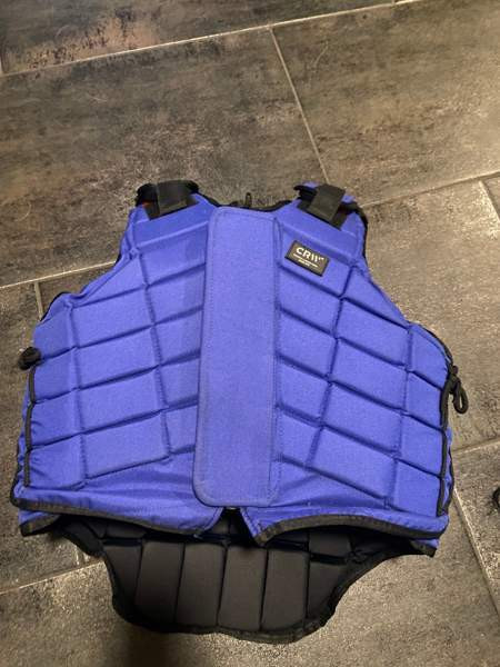 CRW lasten turvaliivi Куопио - изображение 1