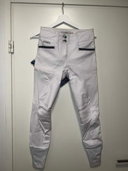 Animon ratsastushousut Espoo - valokuva 1