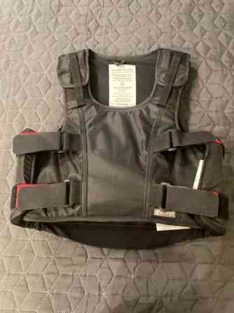 Lasten turvaliivi ratsastukseen Helsinki