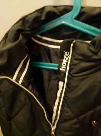 Horzen topparatsastusliivi 44 Helsinki