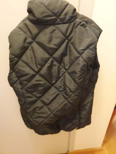 Horzen topparatsastusliivi 44 Helsinki - valokuva 3