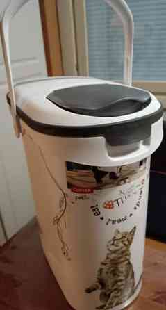 Kuivaruoka säiliö Turku