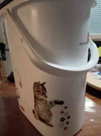 Kuivaruoka säiliö Turku