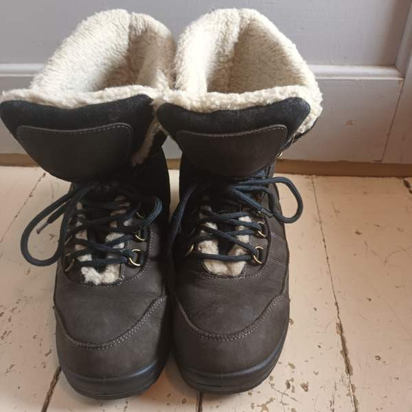 Kuomakengät.koko 36. Миккели - изображение 1