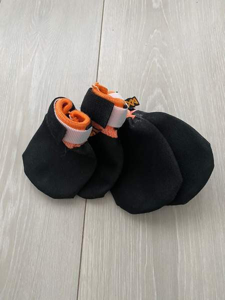 Non-Stop Protector tossu musta/oranssi Riihimaeki – foto 1