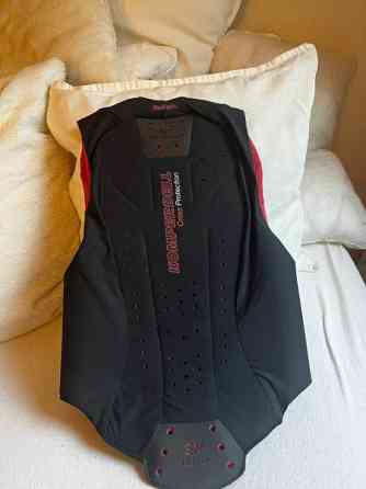 Ballistic FlexFit Women -liivi Selkäsuoja Helsinki