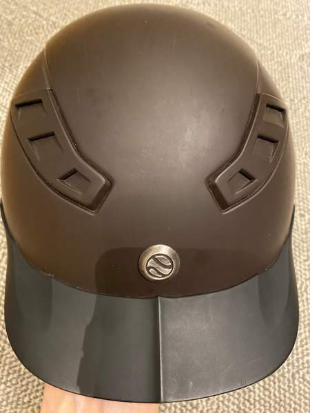 Back on track EQ3 Mips ratsastuskypärä Тампере - изображение 3