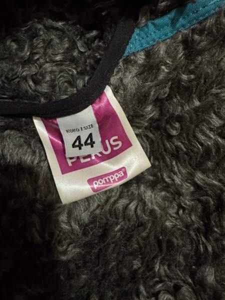 Peruspomppa koiran toppatakki koko 44 Espoo - valokuva 4