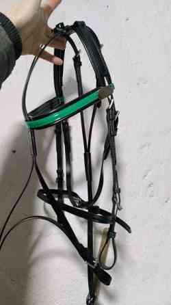 Kilpasuitsikompletti Hyvinkää