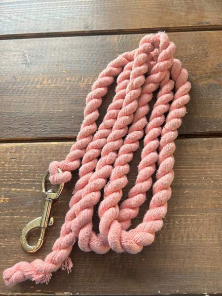 Vaaleanpunainen riimunnaru Лахти - изображение 1