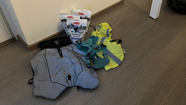 Koiran ulkoilutarvikkeita (pentu tai pieni koira) Oulu – foto 1