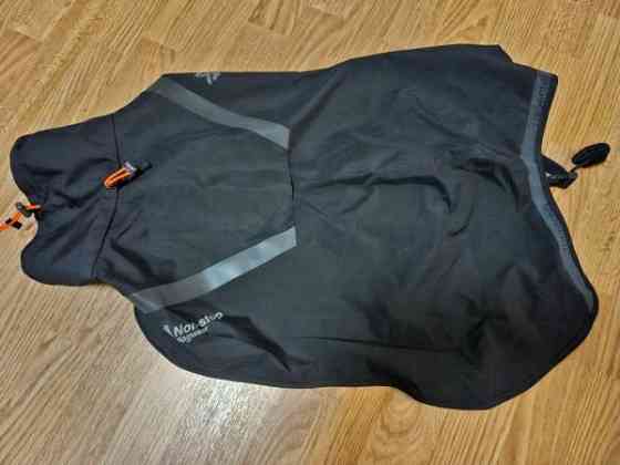 Koiratarvikkeita valjaita, takkeja ym Espoo