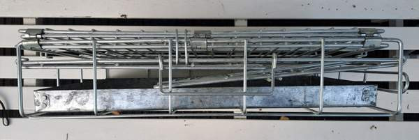 Pieni metallihäkki Vihti – foto 4