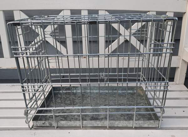 Pieni metallihäkki Vihti – foto 1