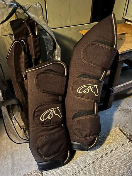 Kuljetussuojat Pony Kotka - valokuva 1