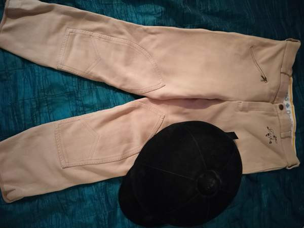 Ratsastushousut- ja kypärä Vantaa - valokuva 1