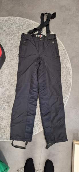 Topparatsastushousut 32 Espoo - valokuva 1