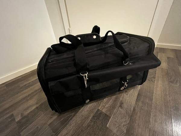 SHERPA kantolaukku renkailla/verhoilla (lento) Вантаа - изображение 1