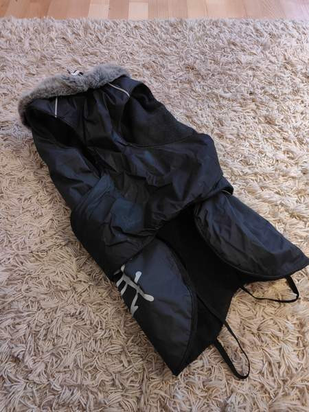 Hurtta mantteli, tummanharmaa Järvenpää - valokuva 2