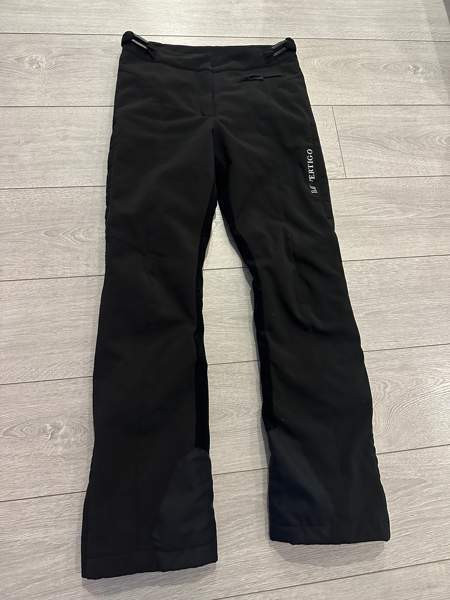 B vertigo topparatsastushousut Haemeenlinna – foto 1