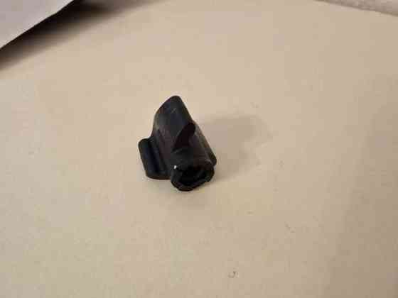 Kuljetusboksin siipiruuvit Tampere