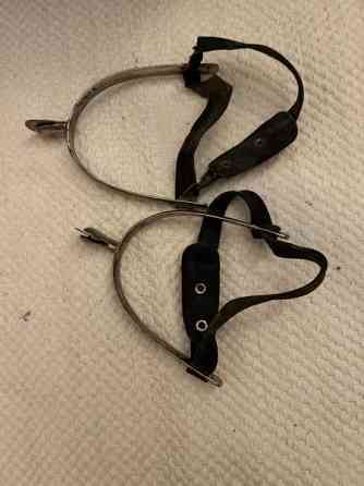 Kattava tarvikepaketti Вантаа