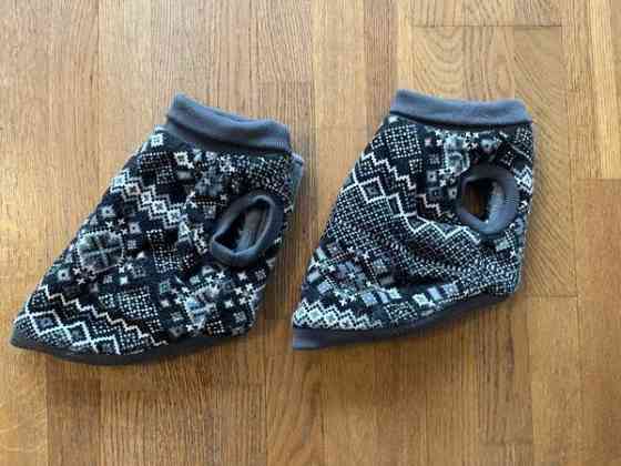 Kaksi pukua pienelle koiralle / pennulle Лахти