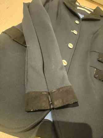 Kisavaate paketti. Valkoiset housut / paita / ja animo kisatakki Лохья