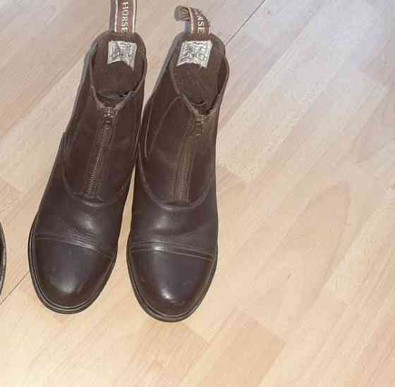 Mountain Horse ratsastusnilkkurit Espoo