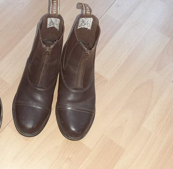 Mountain Horse ratsastusnilkkurit Espoo - valokuva 1