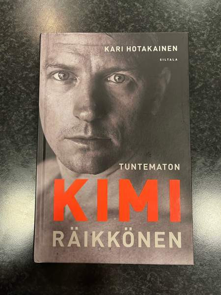 Kimi Räikkönen Tuntematon kirja Nimikirjoituksella Lohja - valokuva 1