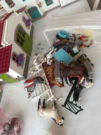 Schleich setit Вантаа