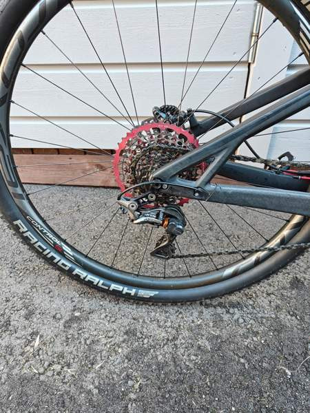 Pivot Mach 429 SL 29" täysjousto (M-koko) Nurmijaervi – foto 4