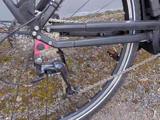 Sähköpyörä Sinus Tria 9, 28", 2 akkua, 2 laturia, 2x renkaat ym. Janakkala