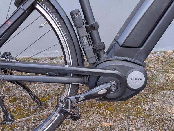 Sähköpyörä Sinus Tria 9, 28", 2 akkua, 2 laturia, 2x renkaat ym. Janakkala – foto 7