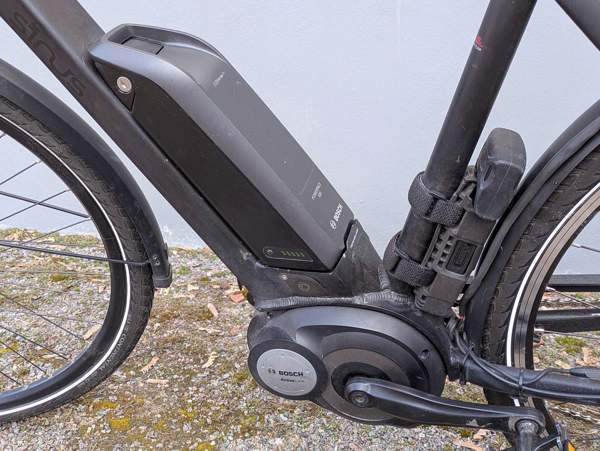 Sähköpyörä Sinus Tria 9, 28", 2 akkua, 2 laturia, 2x renkaat ym. Janakkala – foto 4