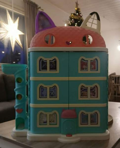 Gabby nukketalo Ylivieska - valokuva 1