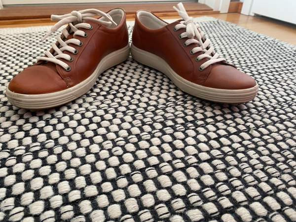 Varattu Ecco nahkakengät kokoa 40 Nokia - photo 5