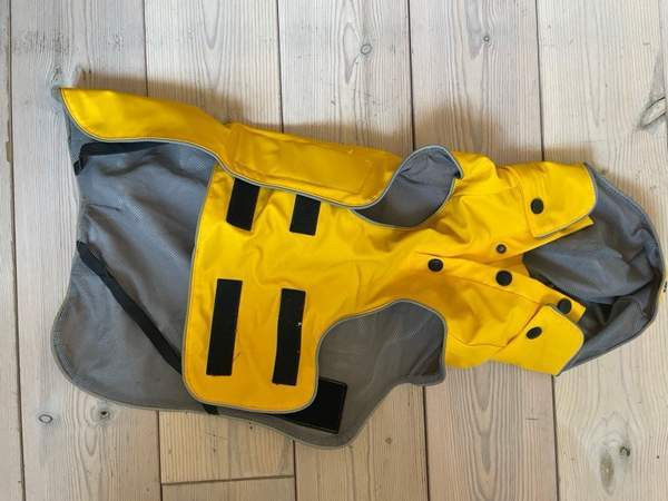 Rukka koiran sadetakki (40) Helsinki – foto 2