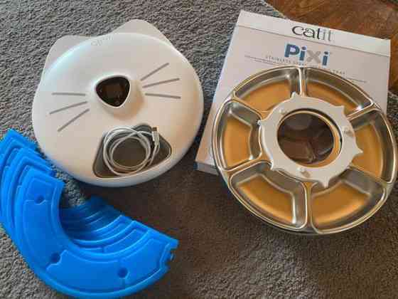 Catit PIXI Smart Feeder 6 annosta Lohja