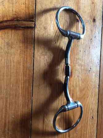 Bombers lukkiutuva sylinteri/oliivikuolain 13,5 Kauniainen